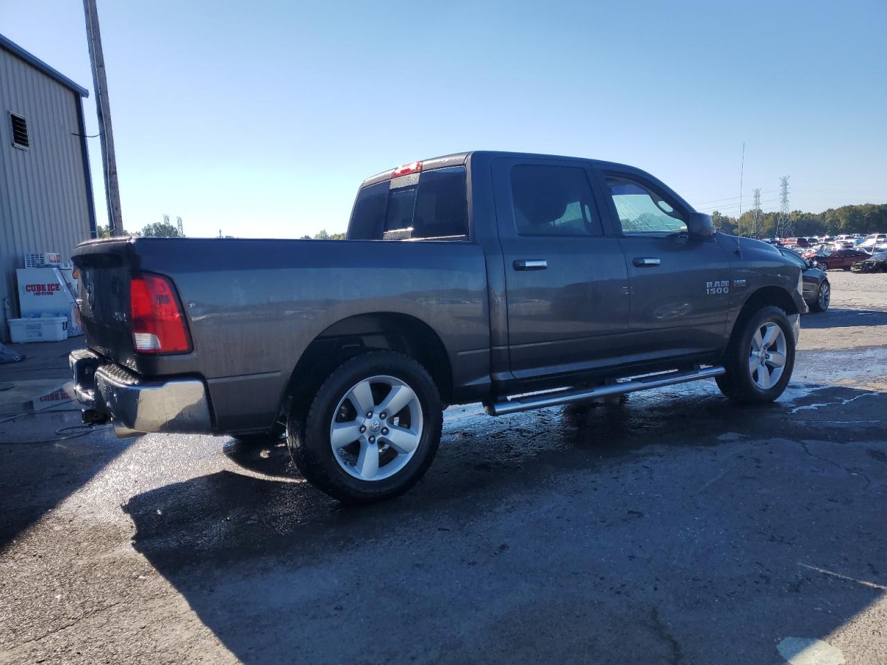 RAM 1500 SLT