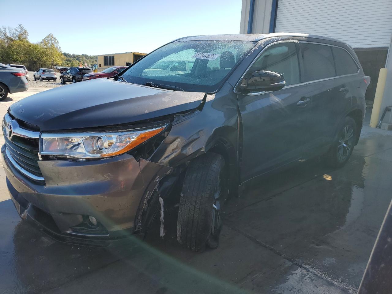 TOYOTA HIGHLANDER XLE