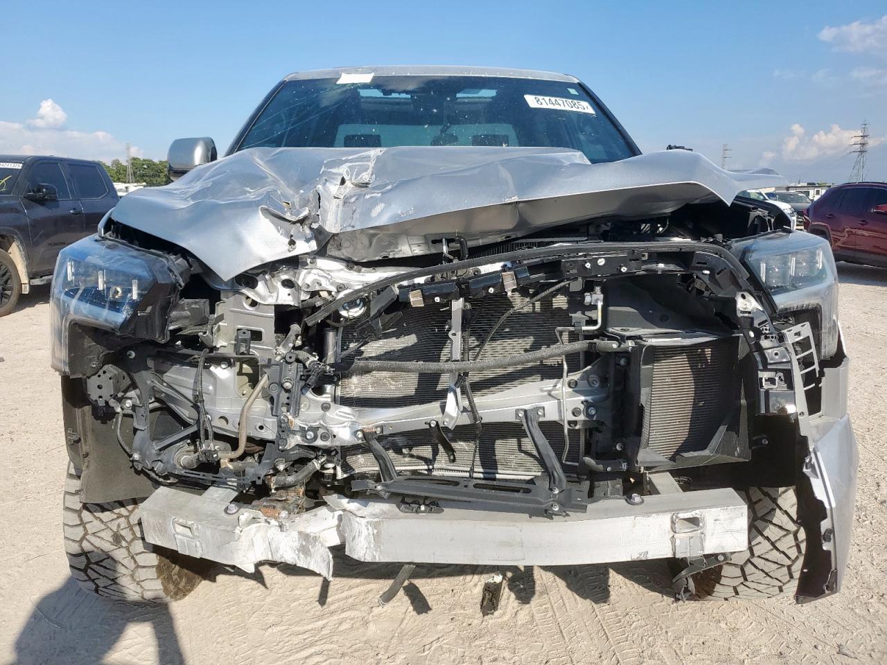 TOYOTA TUNDRA CREWMAX PLATINUM