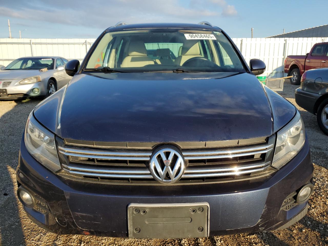 VOLKSWAGEN TIGUAN S