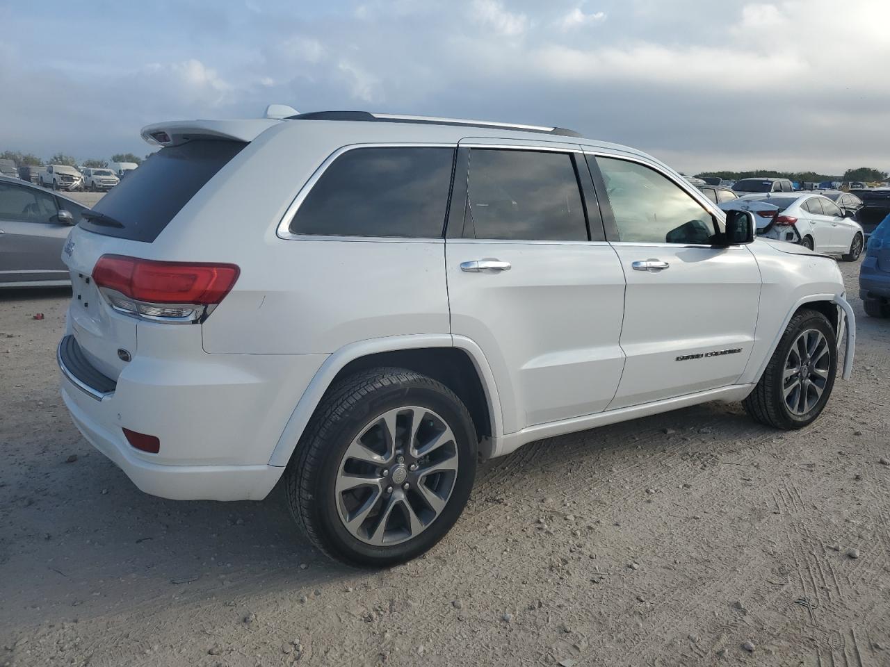 JEEP GRAND CHEROKEE OVERLAND