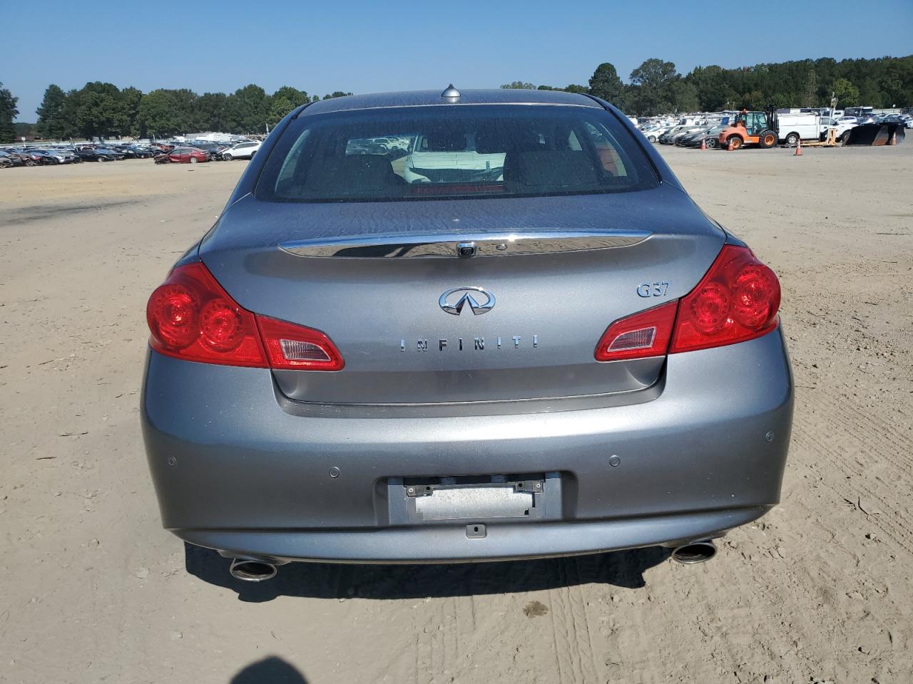 INFINITI G37 BASE