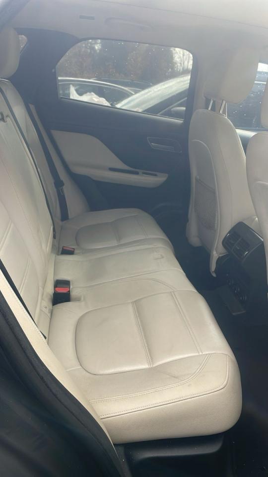 JAGUAR F-PACE PRESTIGE