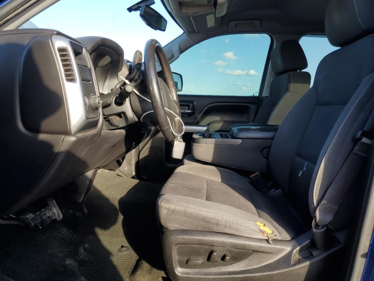 CHEVROLET SILVERADO C1500 LT