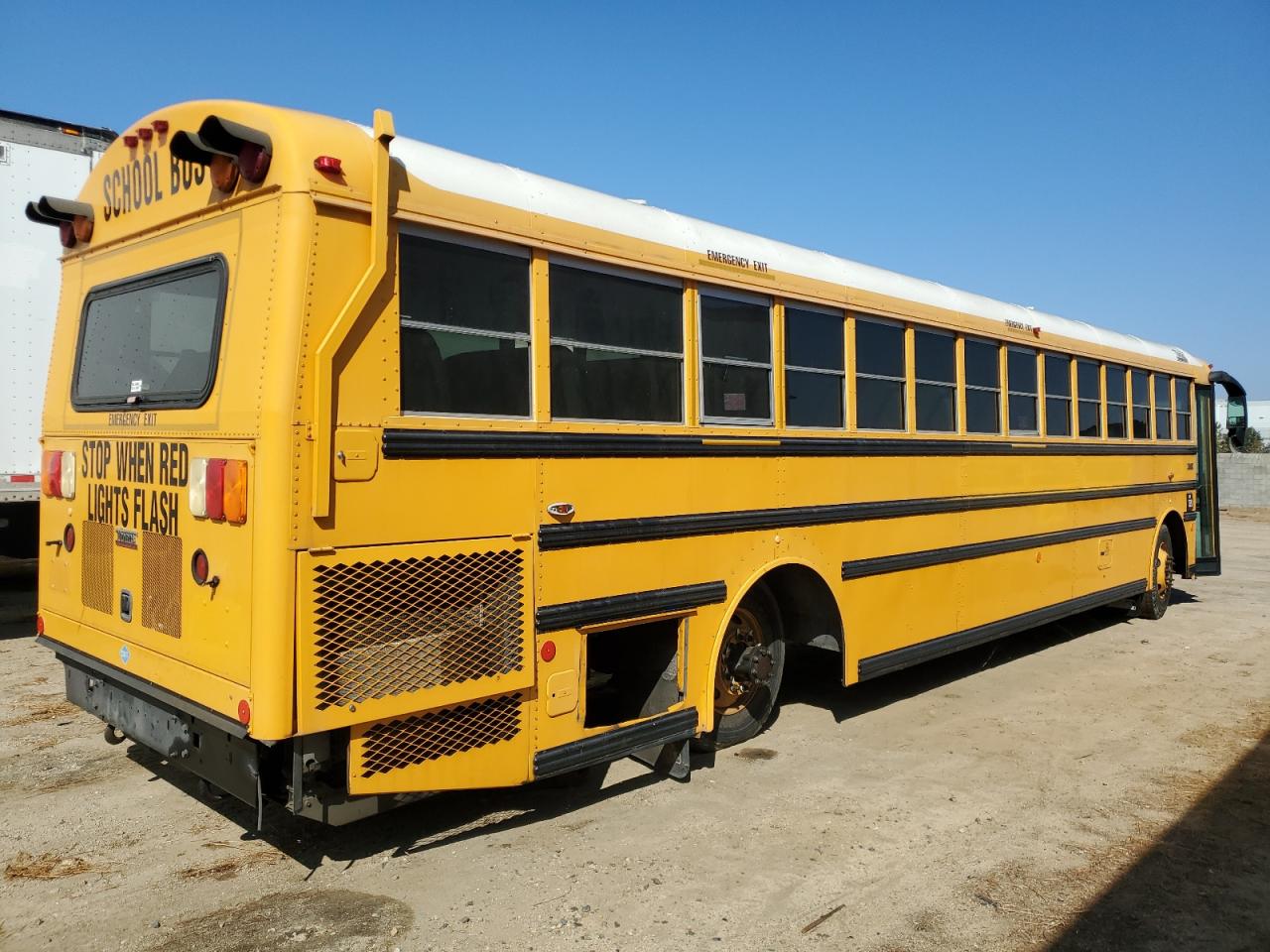 Lot #3260376592 2011 THOMAS SAF-T-LINER HDX