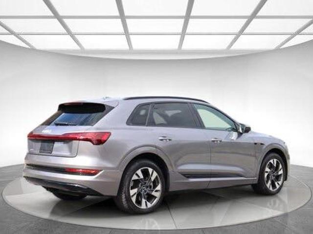 2021 AUDI E-TRON PRE WA1AAAGE5MB038739