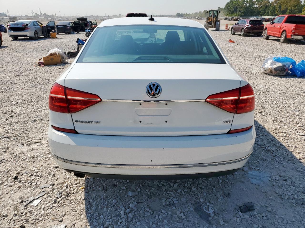 VOLKSWAGEN PASSAT SE
