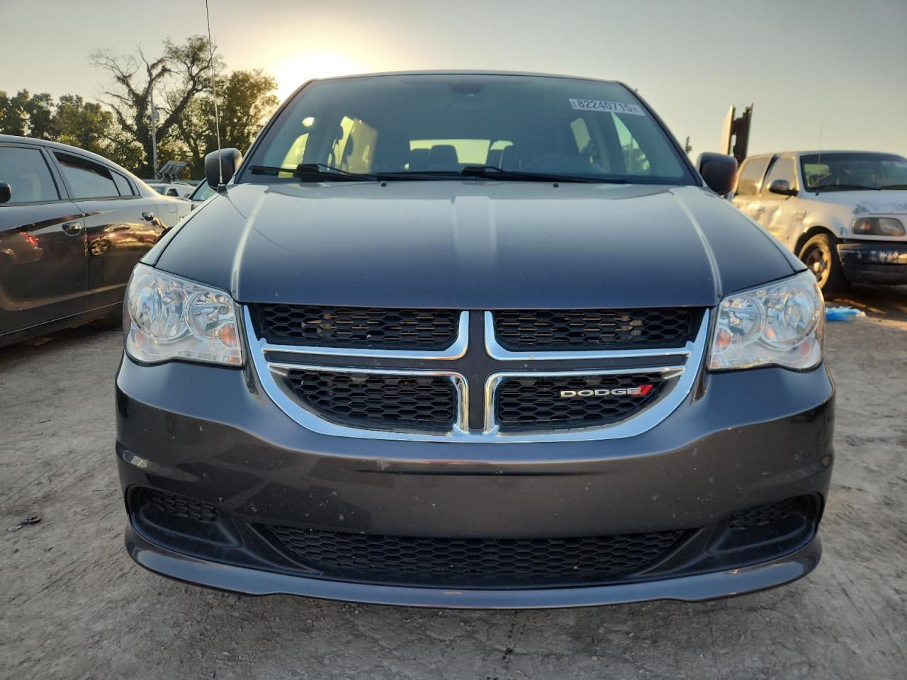 DODGE GRAND CARAVAN SE