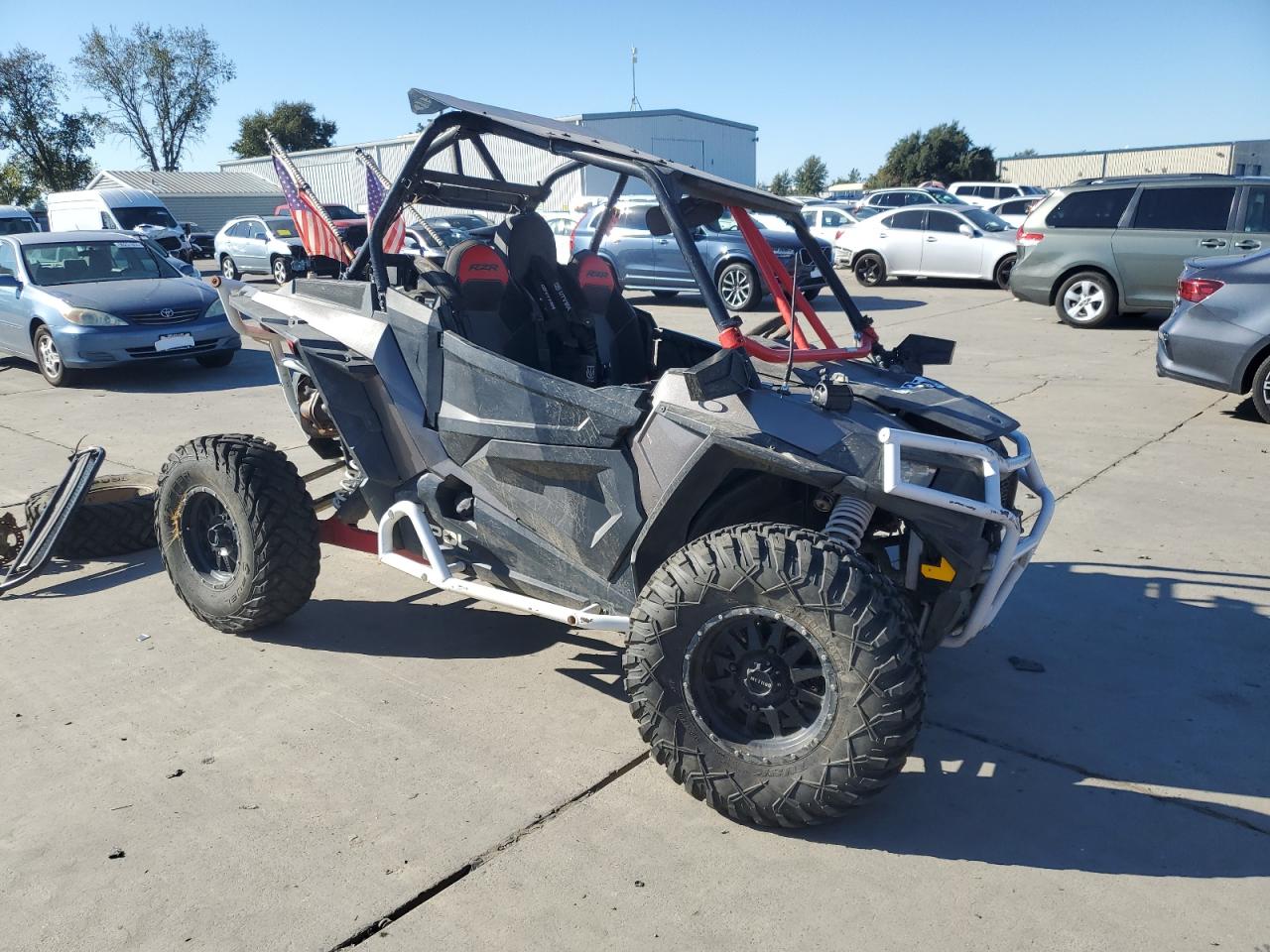 Lot #3276356666 2017  POLARIS RAZOR