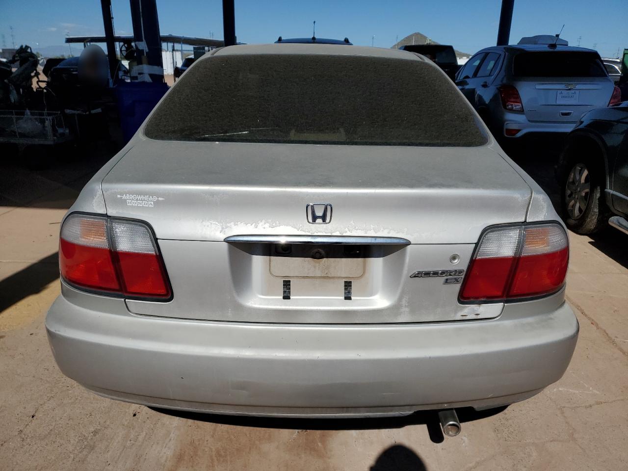 Lot #3316181889 1996 HONDA ACCORD LX