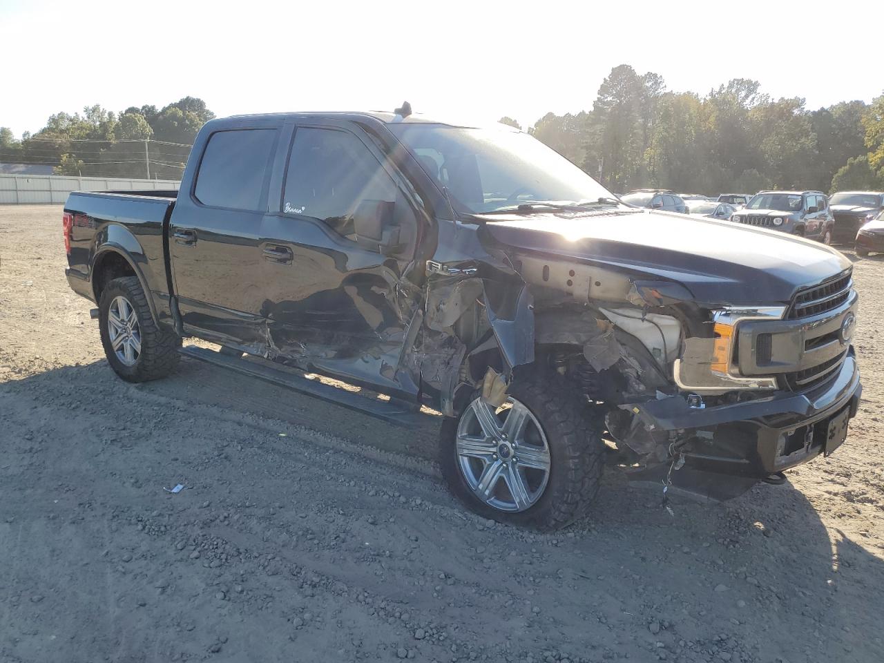 FORD F-150 SUPERCREW