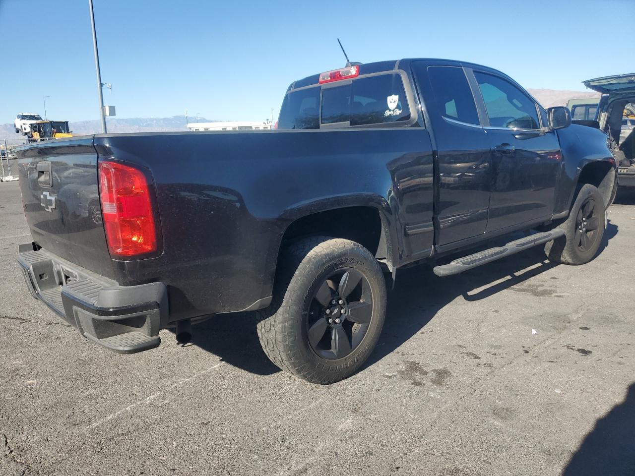 CHEVROLET COLORADO LT