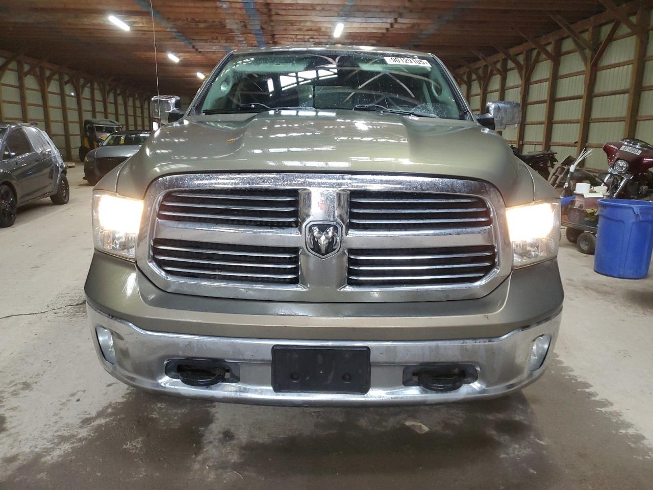 RAM 1500 SLT