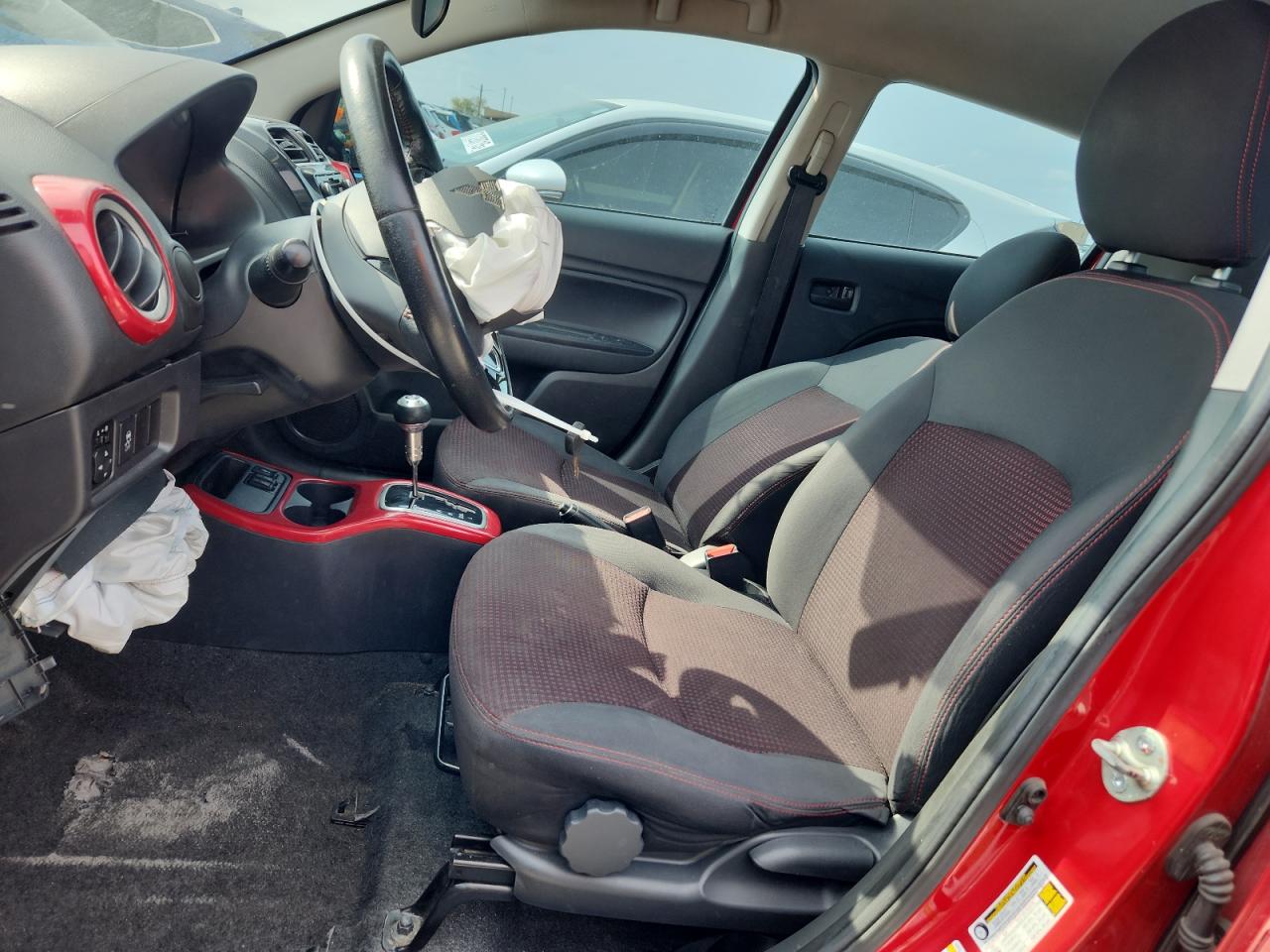 MITSUBISHI MIRAGE LE