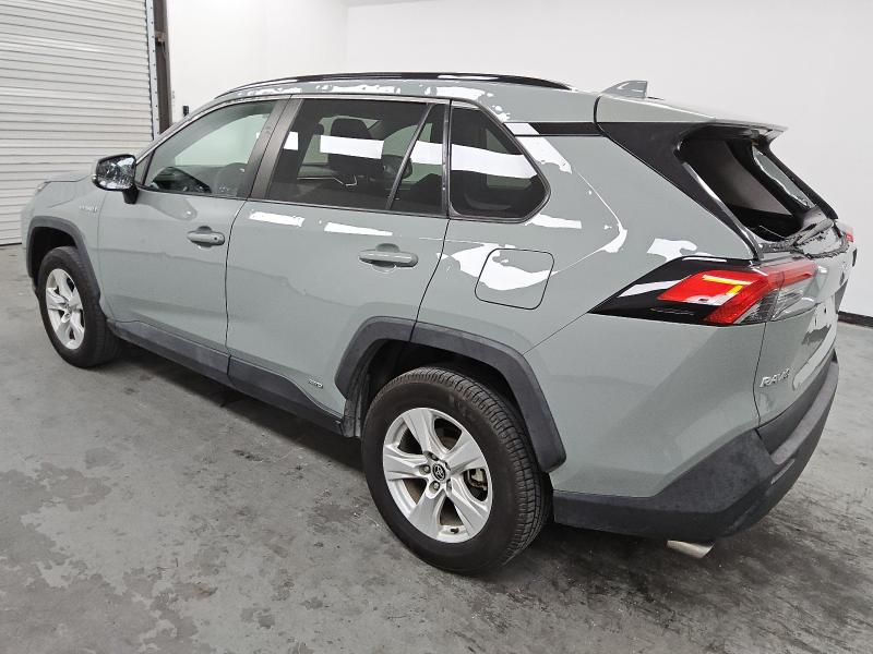 2021 TOYOTA RAV4 XLE - 4T3RWRFV3MU028065