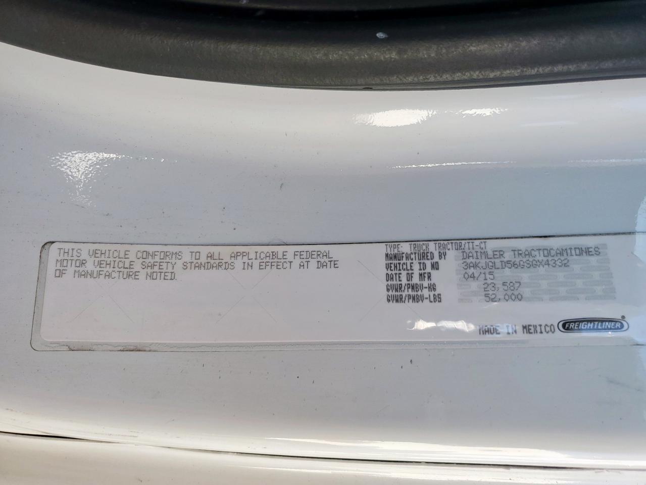 Lot #3279554235 2016 FREIGHTLINER CASCADIA 1