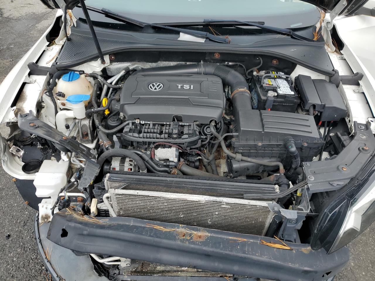 Lot #3265889223 2014 VOLKSWAGEN PASSAT SE