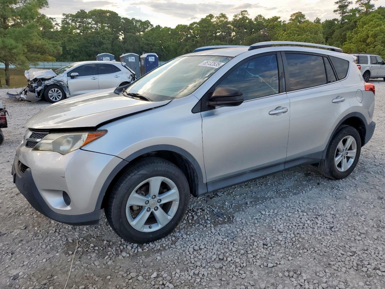 TOYOTA RAV4 LE