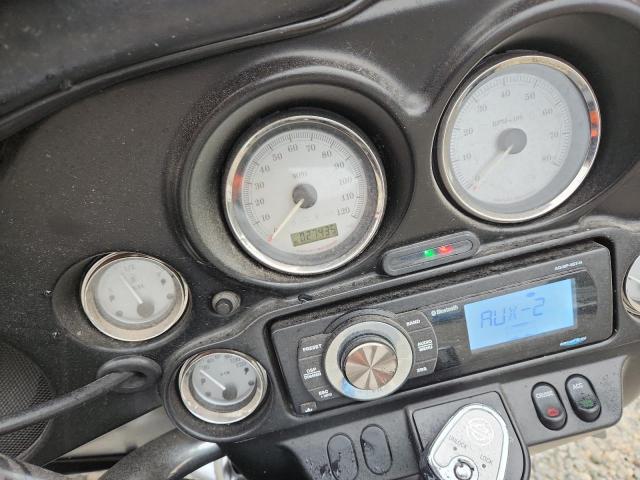 2009 HARLEY-DAVIDSON FLHX #3290286221