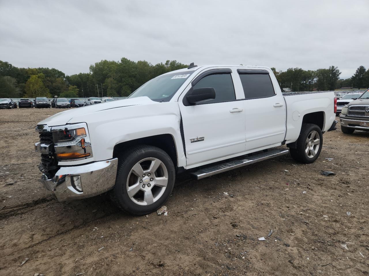 CHEVROLET SILVERADO C1500 LT