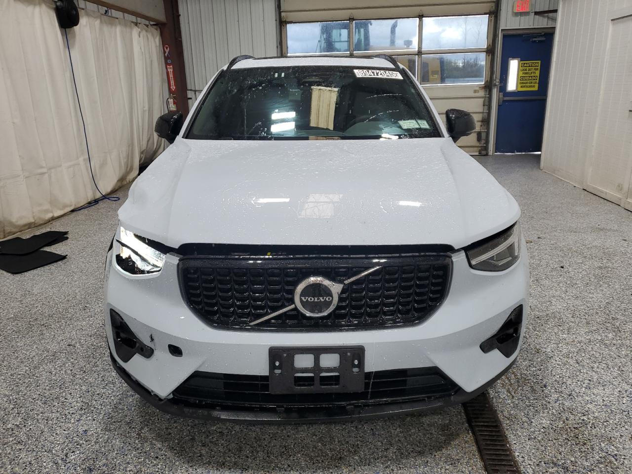 VOLVO XC40 PLUS