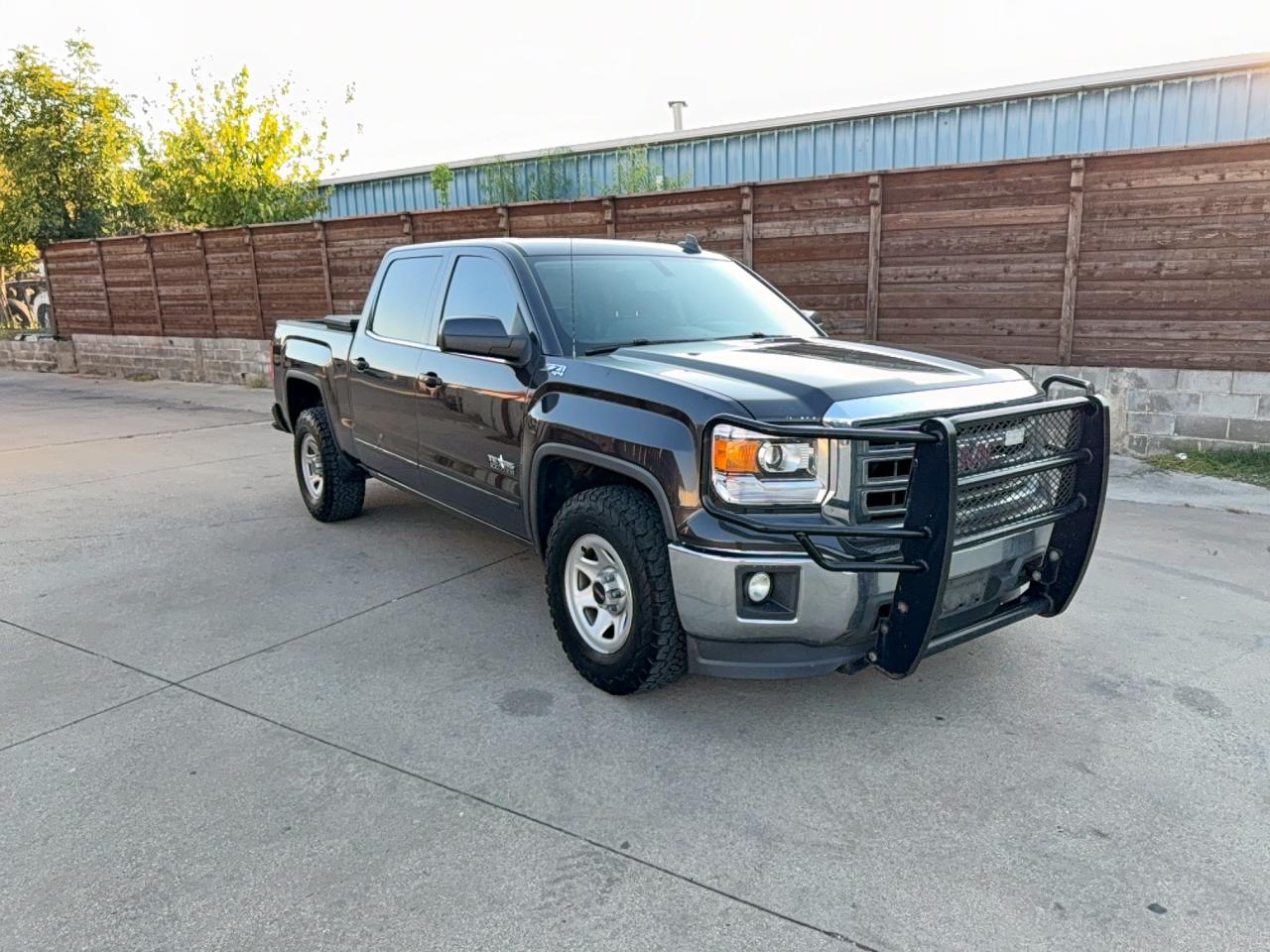 GMC SIERRA K1500 SLE