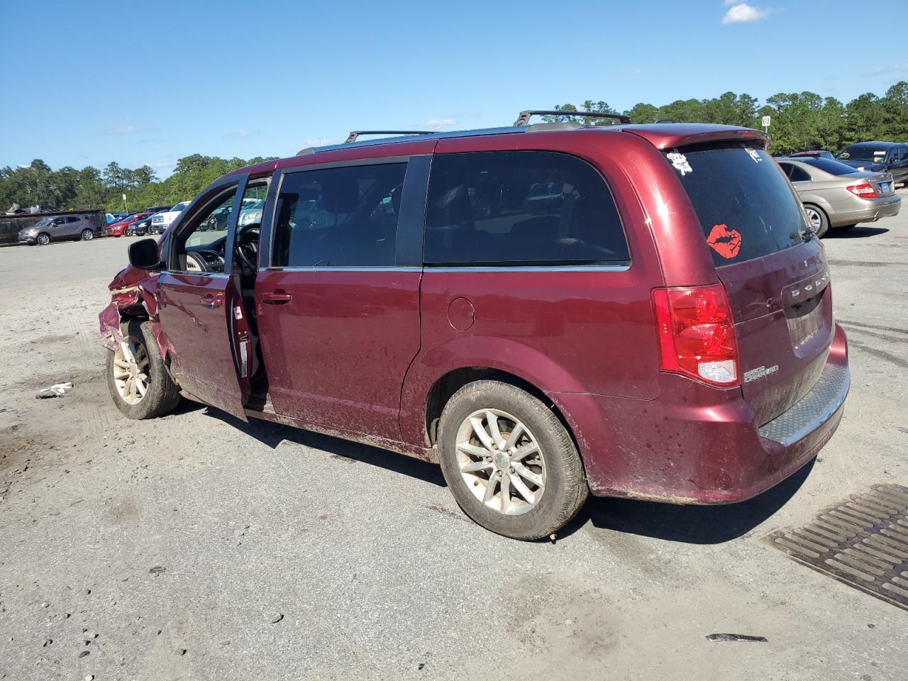 Lot #3302843920 2019 DODGE GRAND CARA