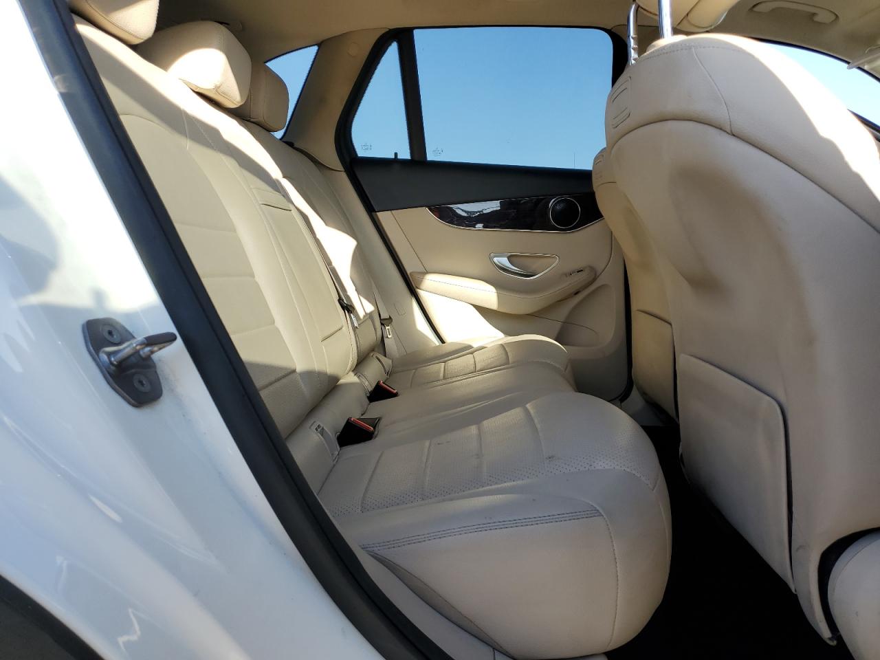 MERCEDES-BENZ GLC-CLASS 300