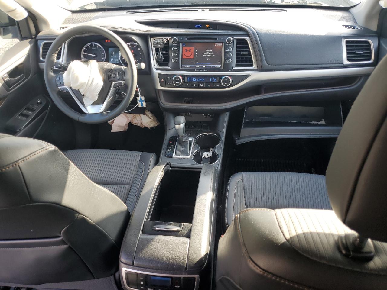 TOYOTA HIGHLANDER LE