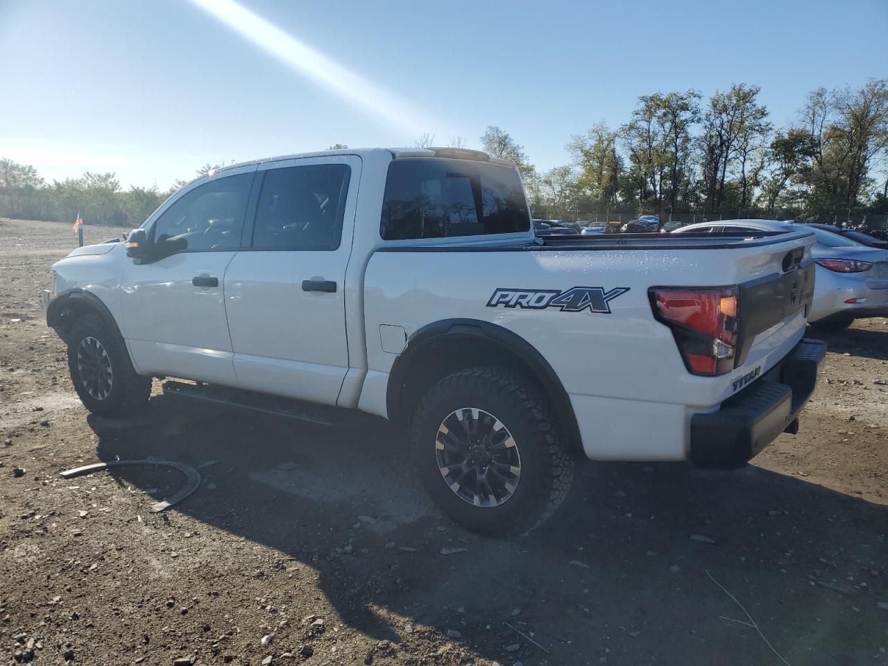 NISSAN TITAN SV