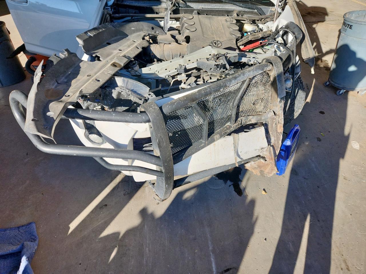 TOYOTA 4RUNNER SR5/SR5 PREMIUM