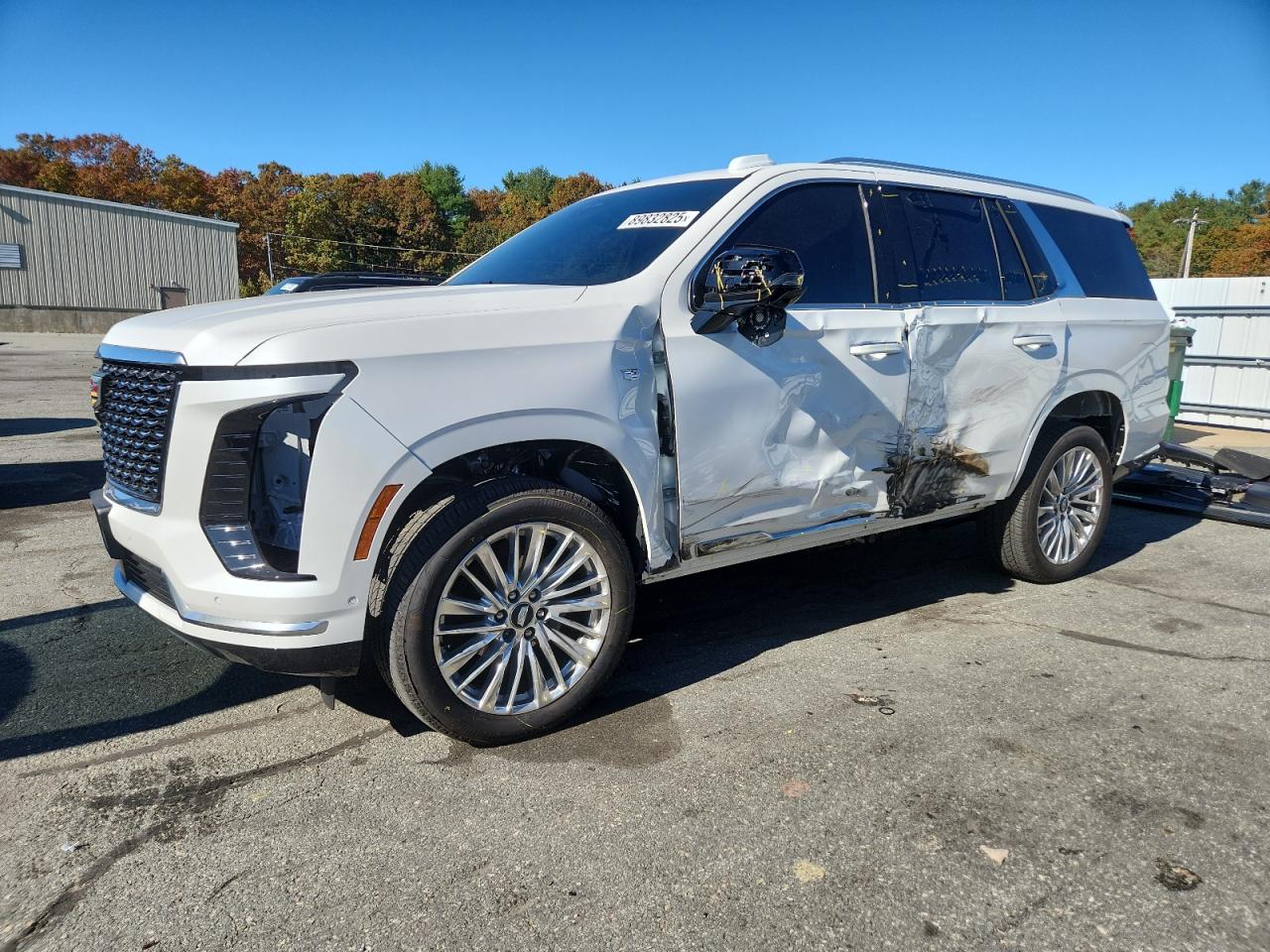 CADILLAC ESCALADE PREMIUM LUXURY