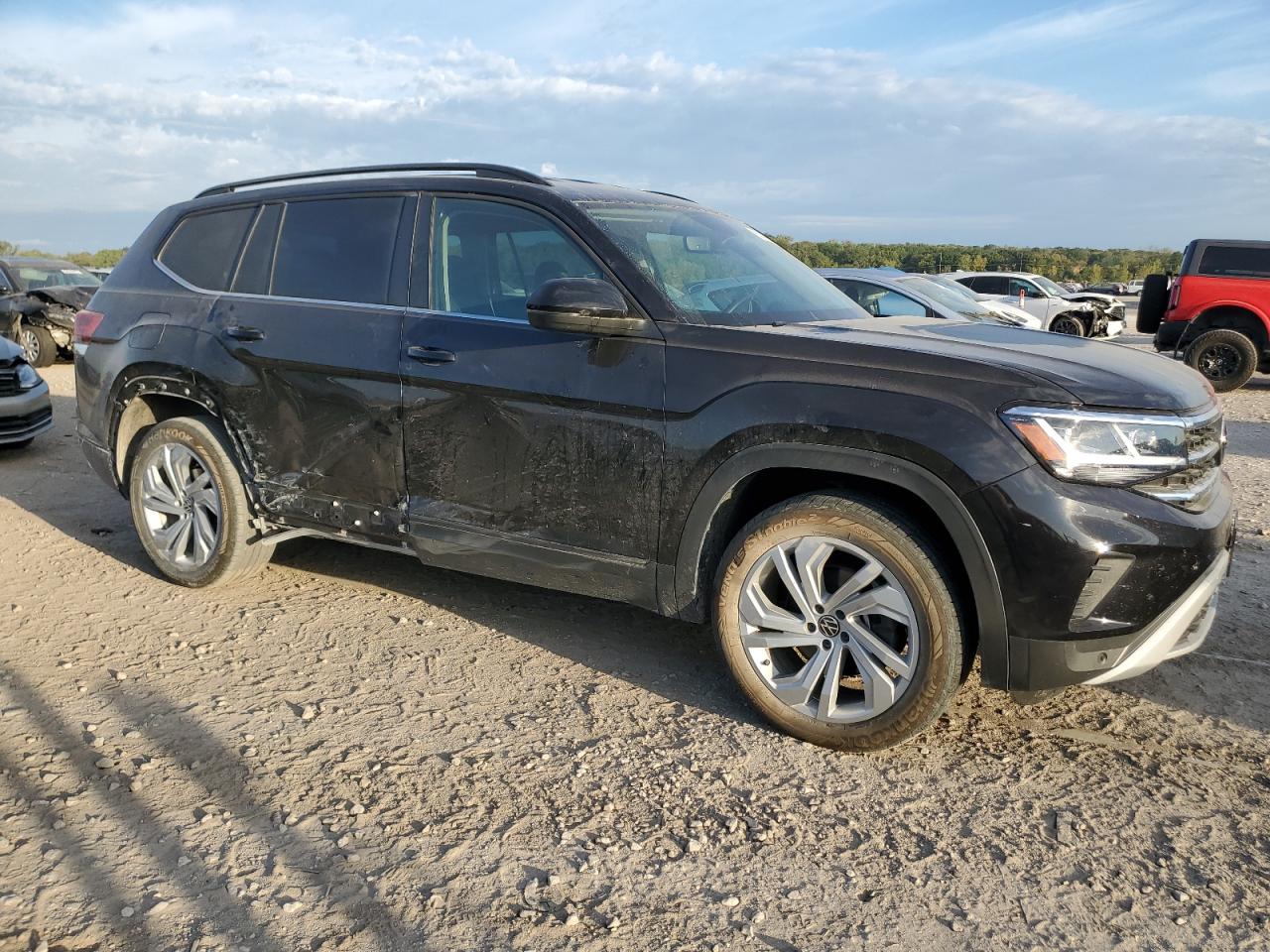 VOLKSWAGEN ATLAS SE