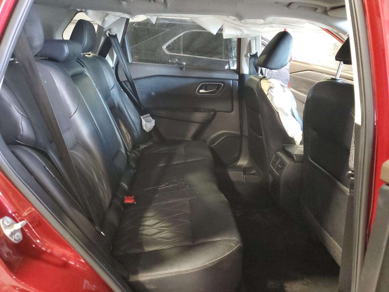 NISSAN ROGUE PLATINUM