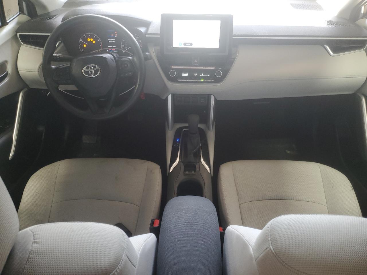 TOYOTA COROLLA CROSS L