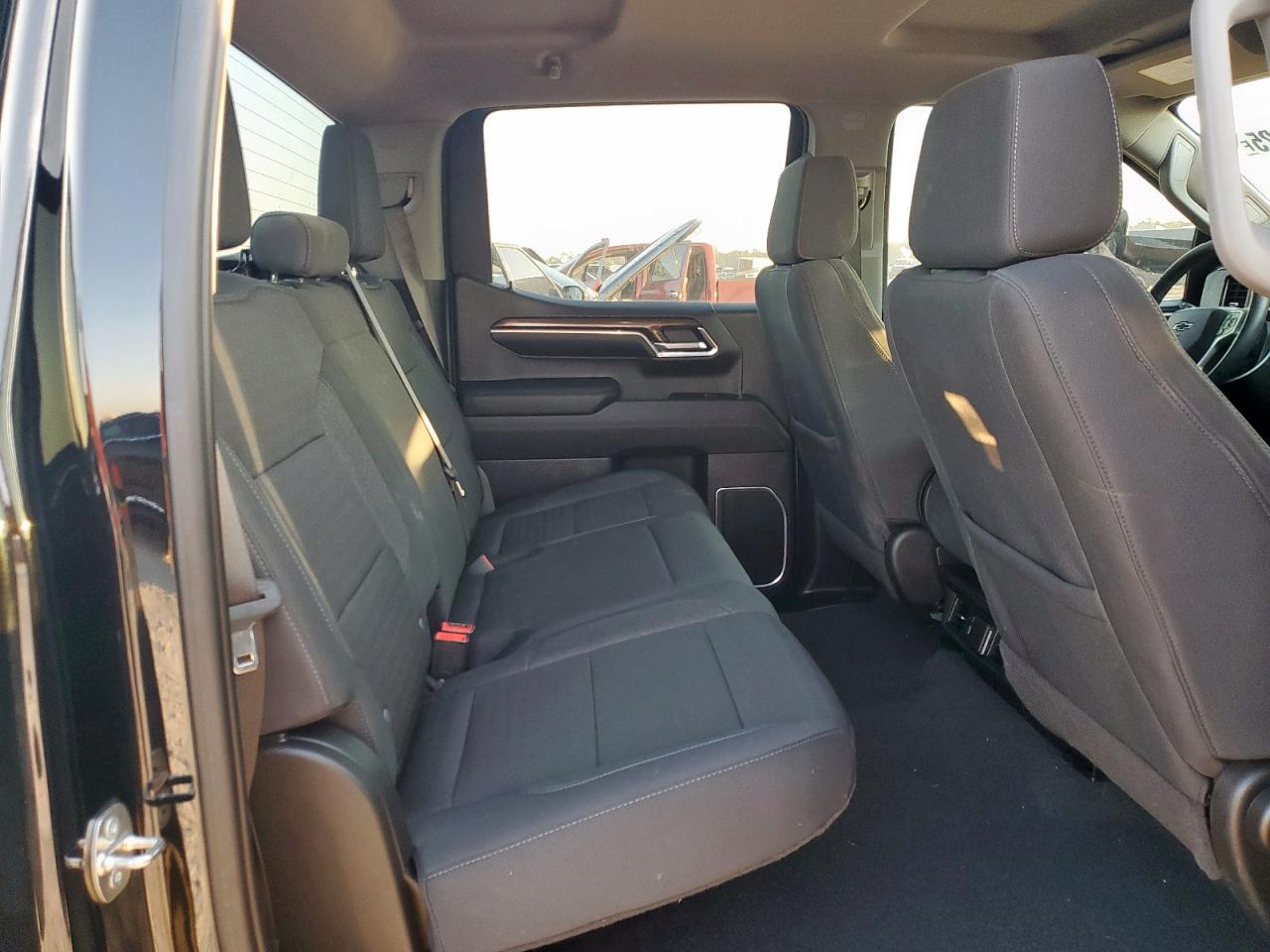 CHEVROLET SILVERADO C1500 RST