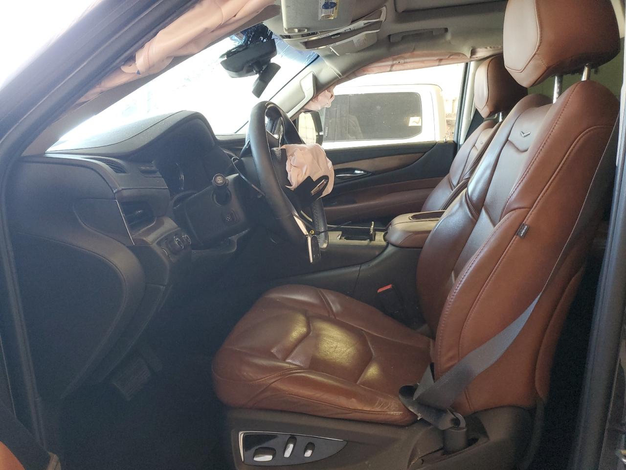 CADILLAC ESCALADE PREMIUM LUXURY