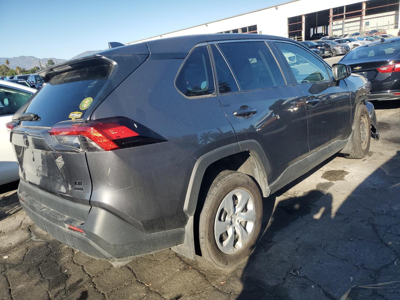 TOYOTA RAV4 LE