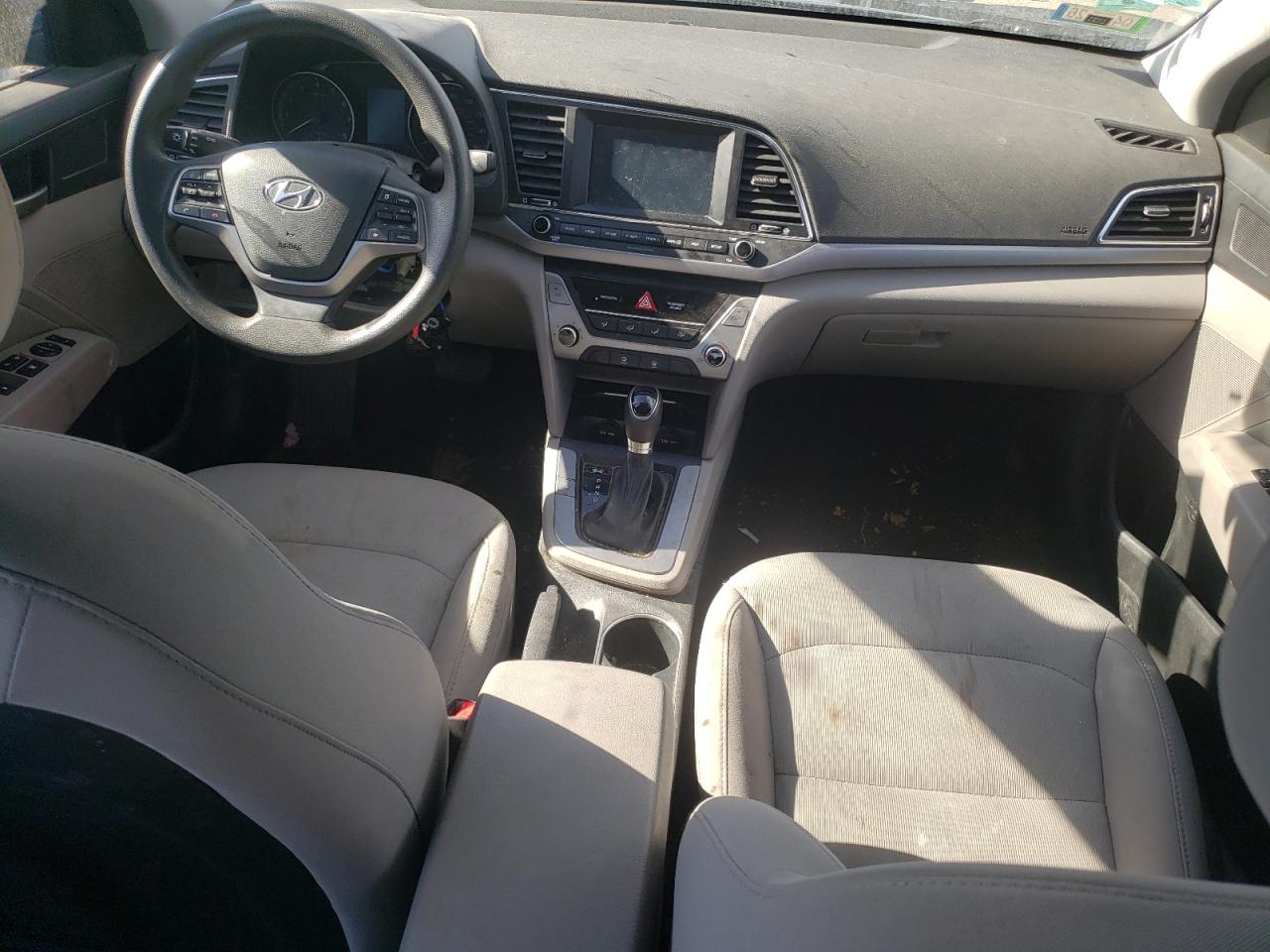HYUNDAI ELANTRA SEL