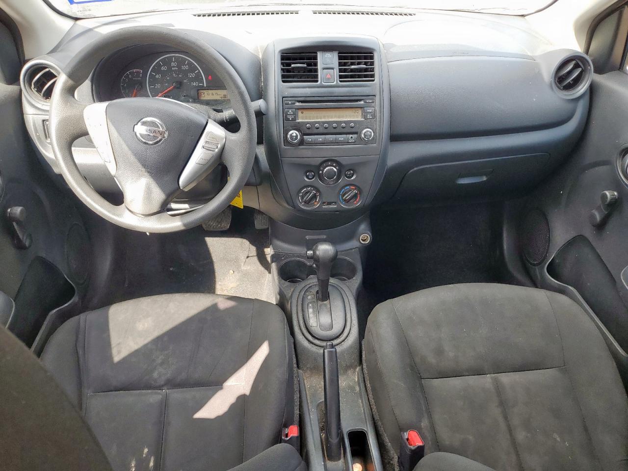 NISSAN VERSA S