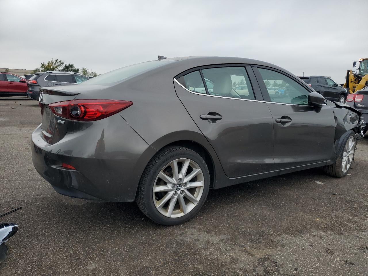 MAZDA 3 GRAND TOURING