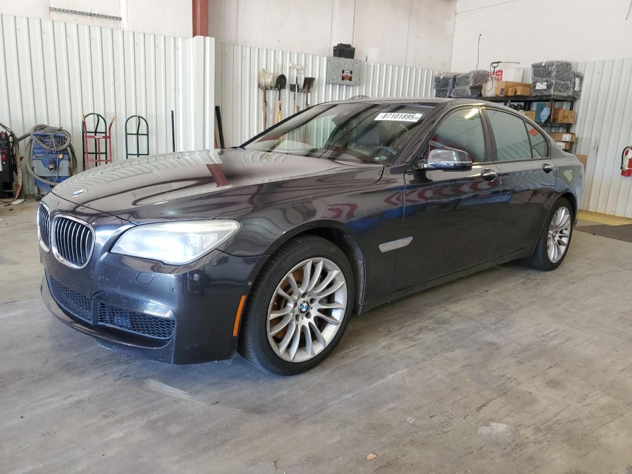 BMW 7 SERIES I