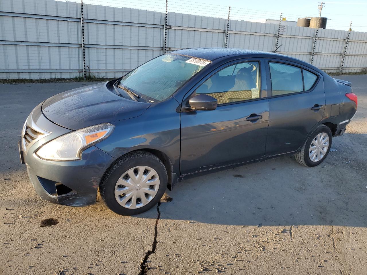 NISSAN VERSA S