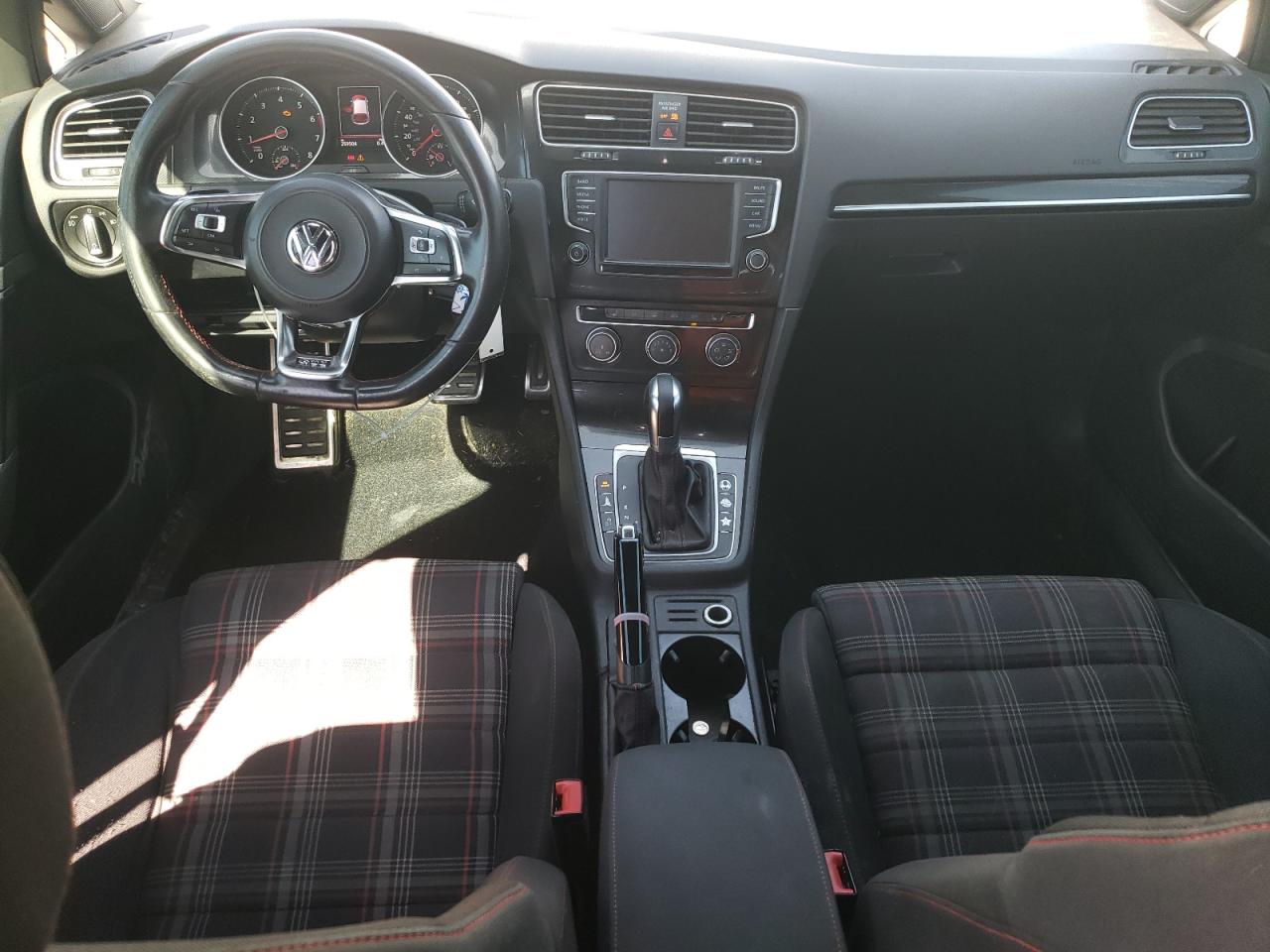 VOLKSWAGEN GOLF GTI S