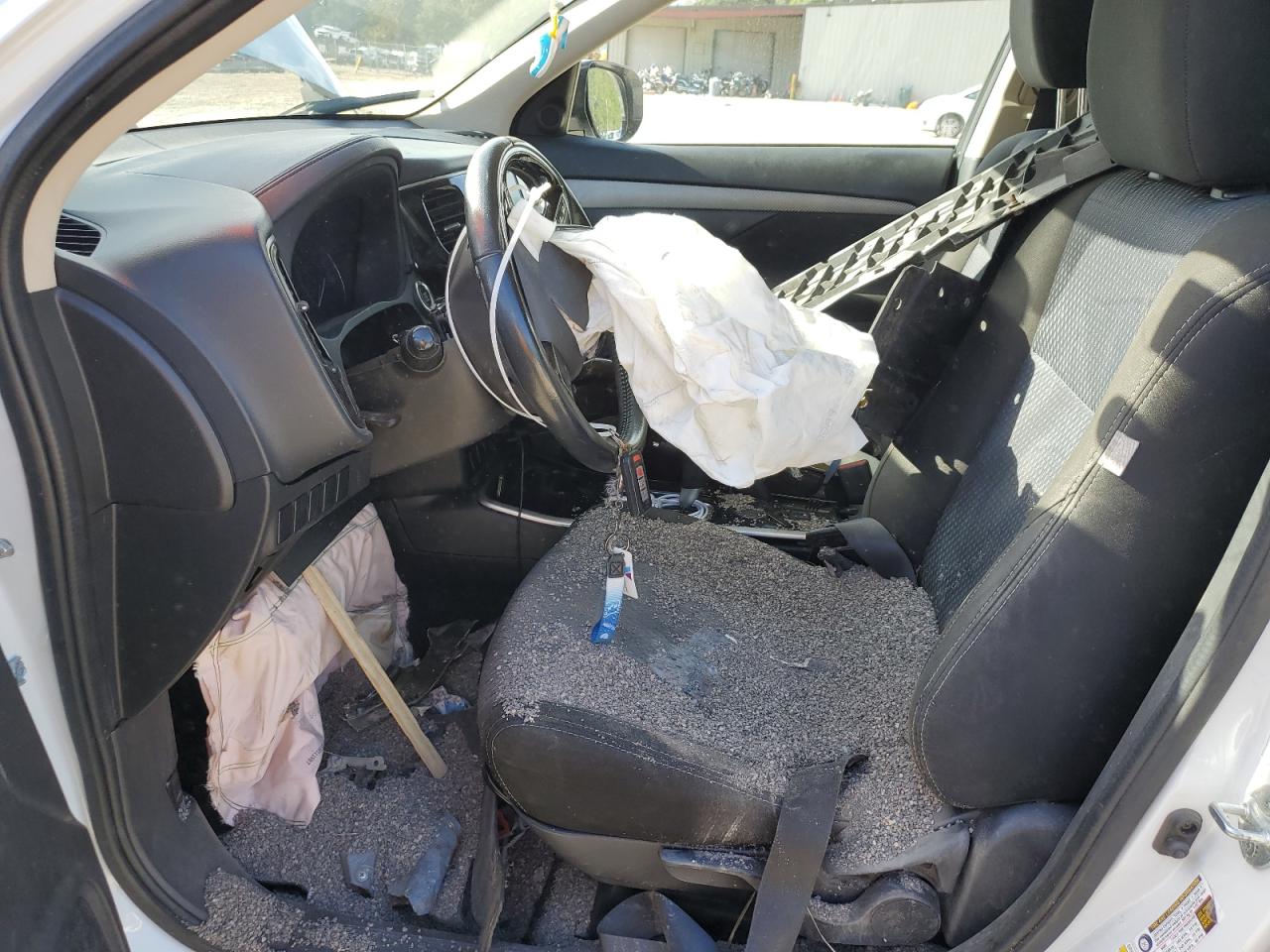 Lot #3302865894 2017 MITSUBISHI OUTLANDER SE