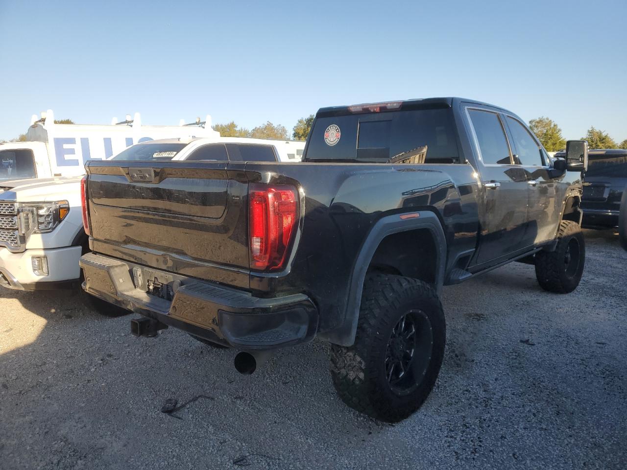 GMC SIERRA K2500 DENALI