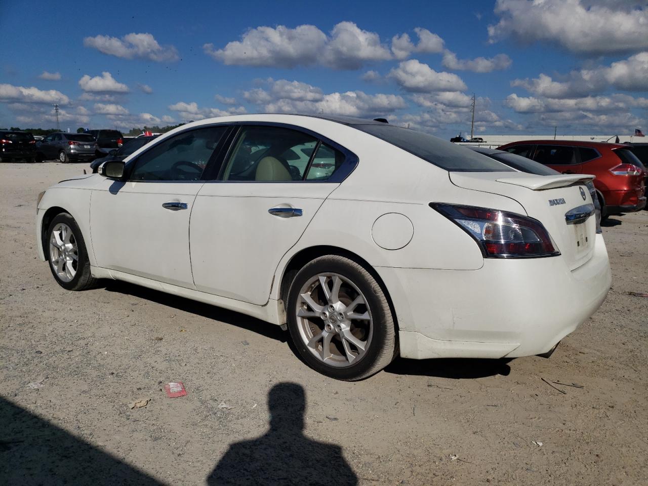 NISSAN MAXIMA S