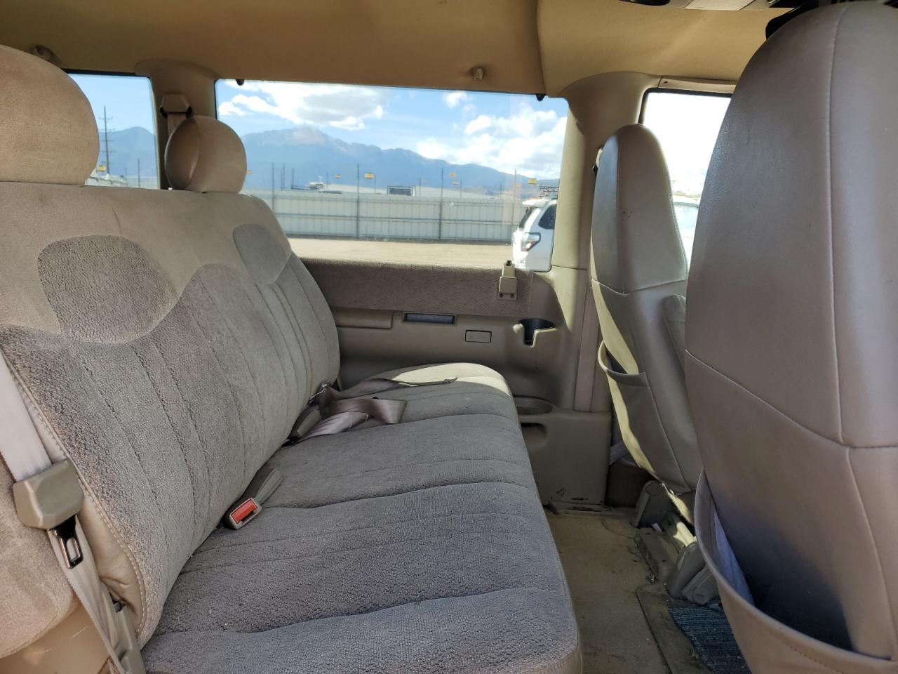 Lot #3302115130 1999 CHEVROLET ASTRO