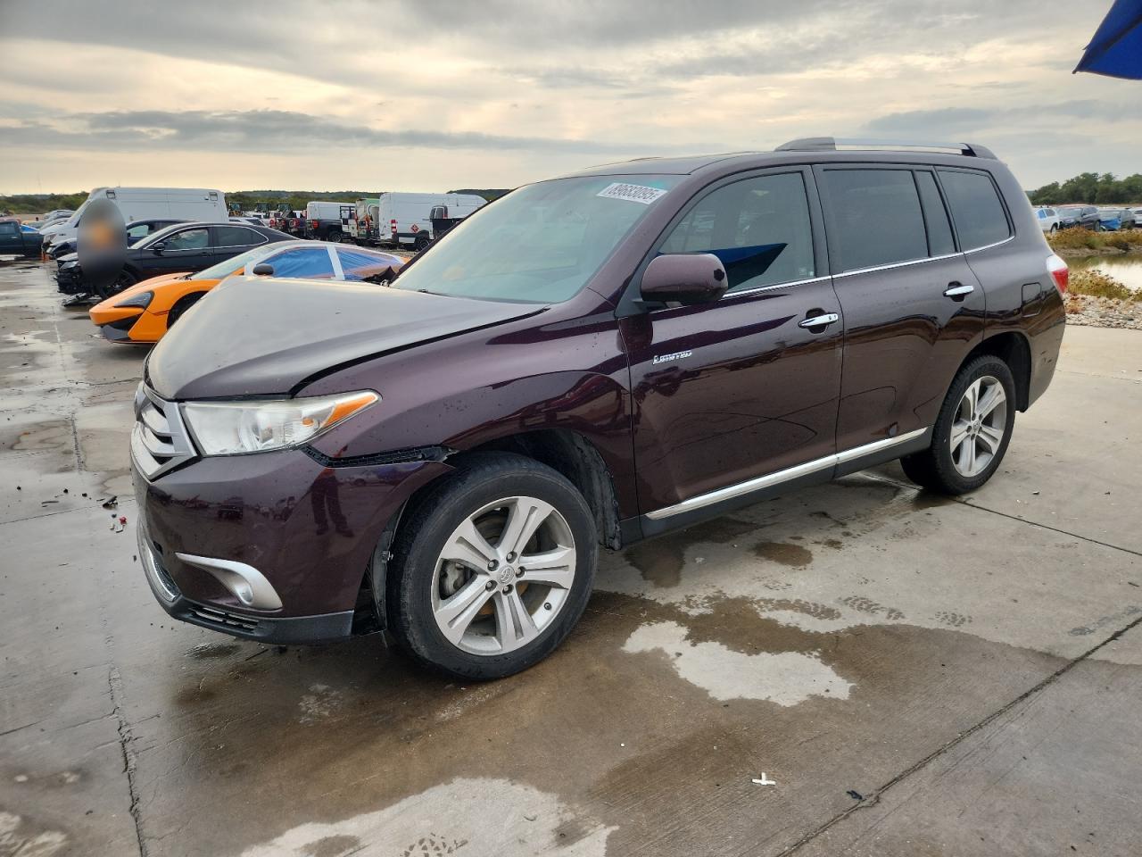 TOYOTA HIGHLANDER LIMITED