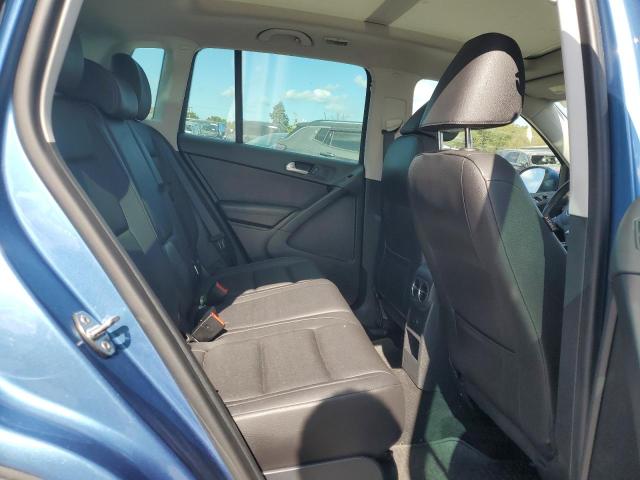 2017 VOLKSWAGEN TIGUAN WOL WVGSV7AX1HK031168